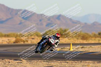 media/Nov-17-2024-CVMA (Sun) [[1fec520723]]/Race 18-Supersport Middleweight/